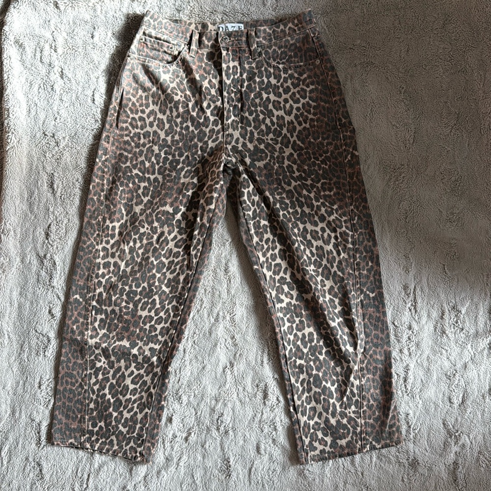 Daze Leopard Barrel Jeans